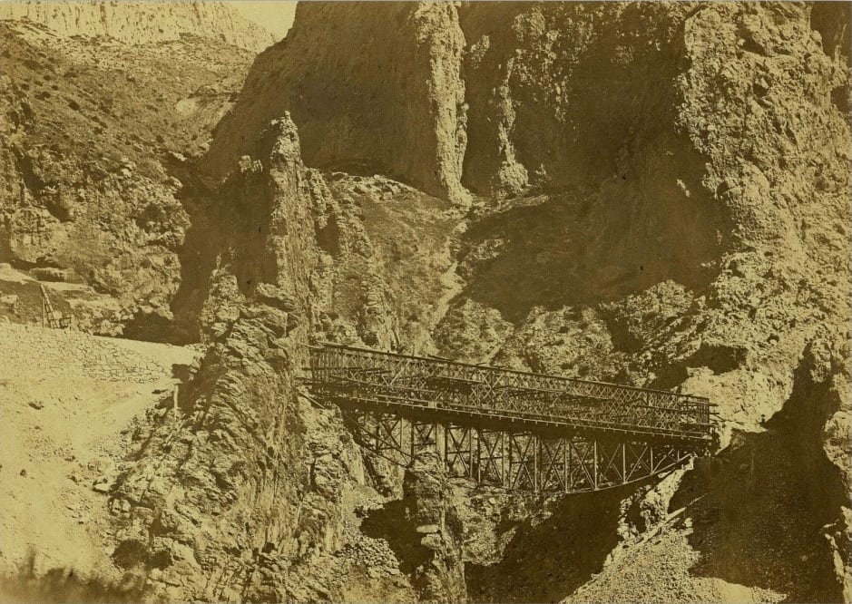 Puente de la fuente o de la Josefona en construcción